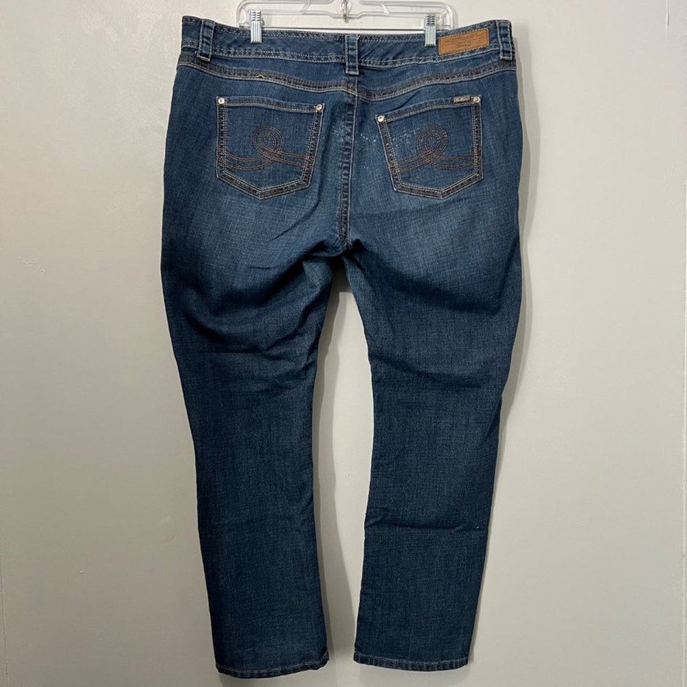 Melissa McCarthy Whiskering Straight Leg Blue Denim Jeans | Women's Plus Size 20 - Picture 3 of 14